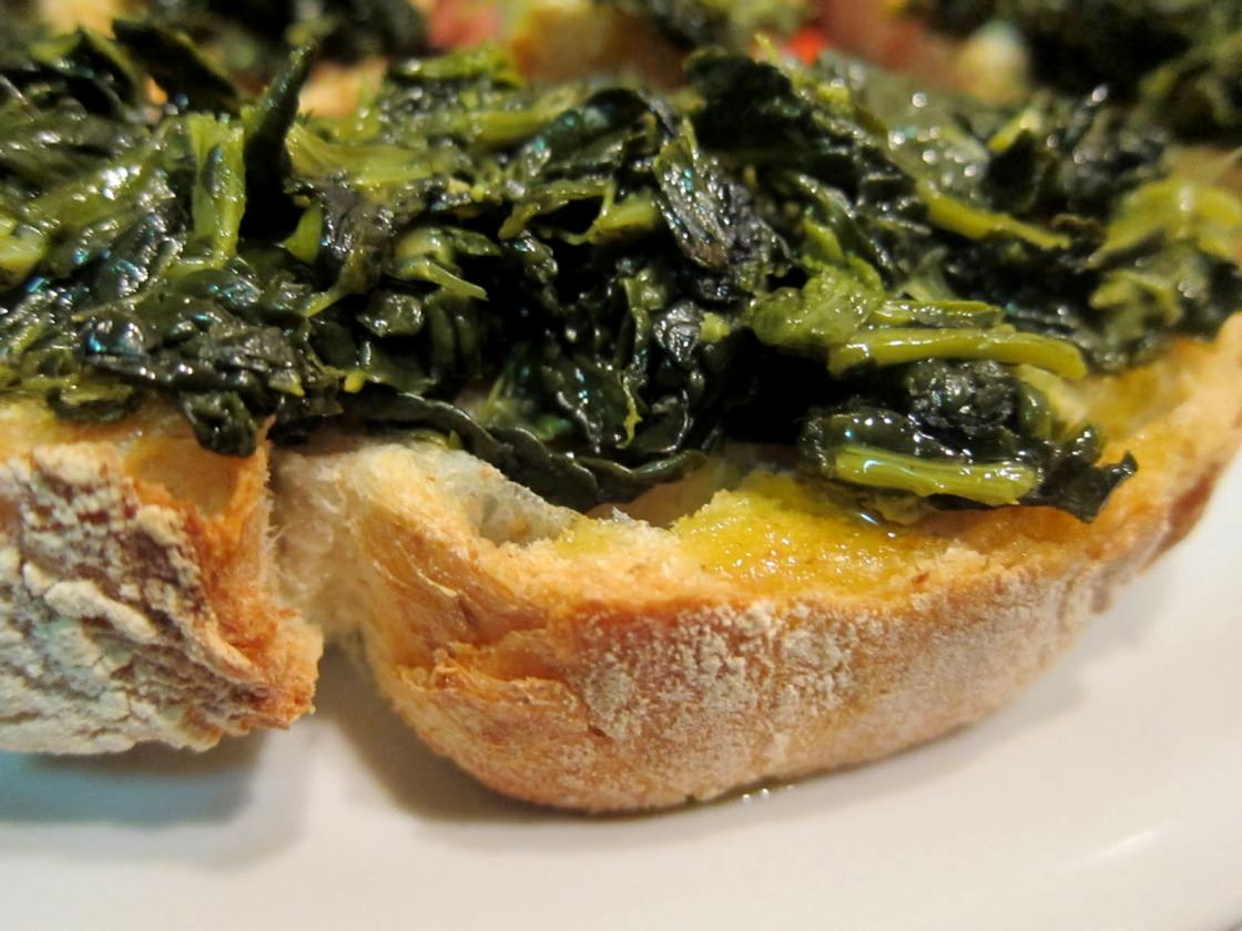 Bruschetta al cavolo nero