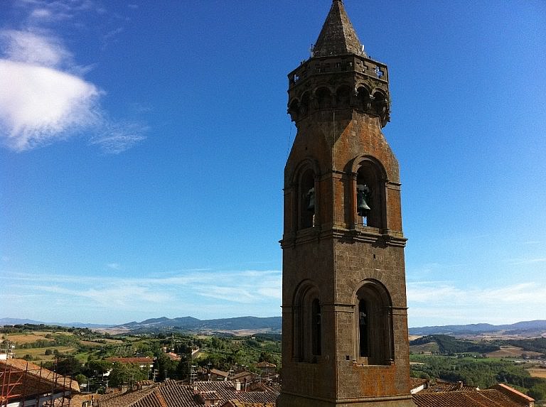 The odd belltower of Peccioli
