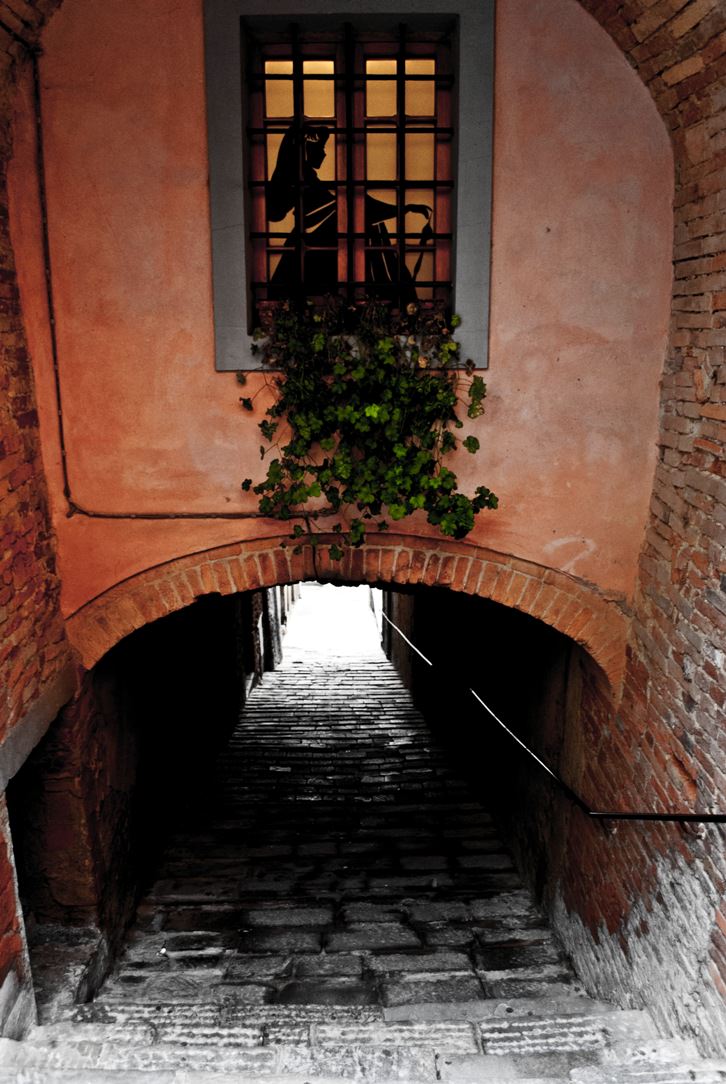 Steep lane in Peccioli