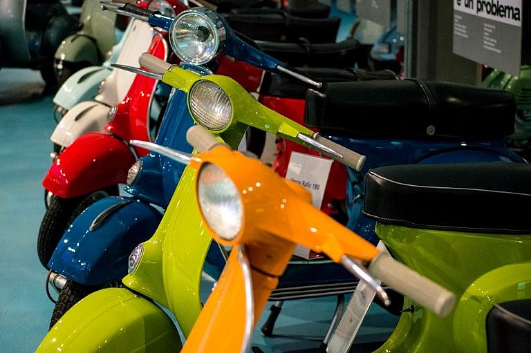 Guided tours to the vespa museum near Pisa