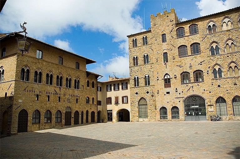 Piazza dei Priori in Volterra