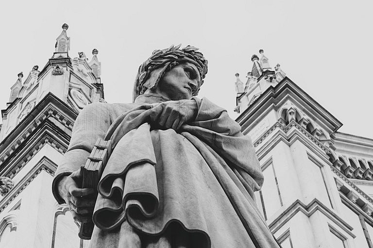 Marble statue photo tours in Firenze