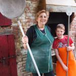 Small paddle and large paddle