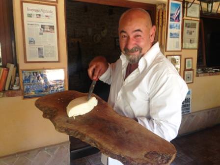Giovanni showing his last cheese invention