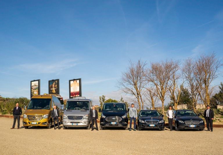 Chauffeured cars, vans and minibuses in Tuscany