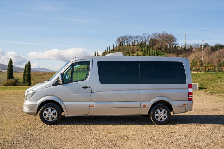 Chauffeured cars and vans in Italy