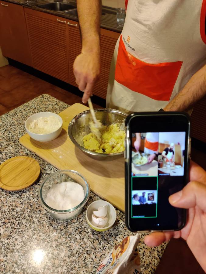 Live streaming cooking class on gnocchi