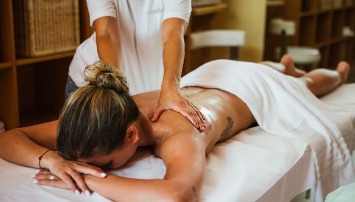 Masseur at your Tuscan home