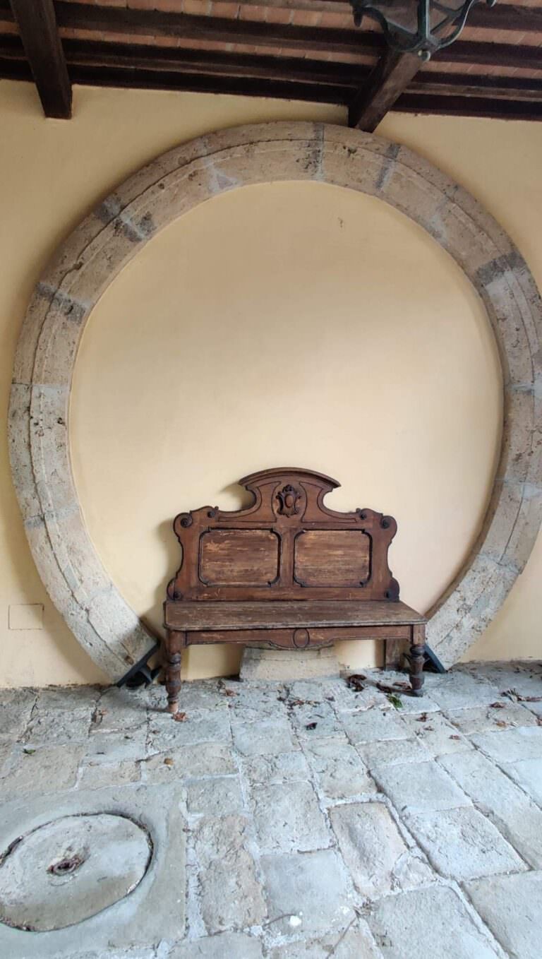 Guided tour with Arianna & Friends