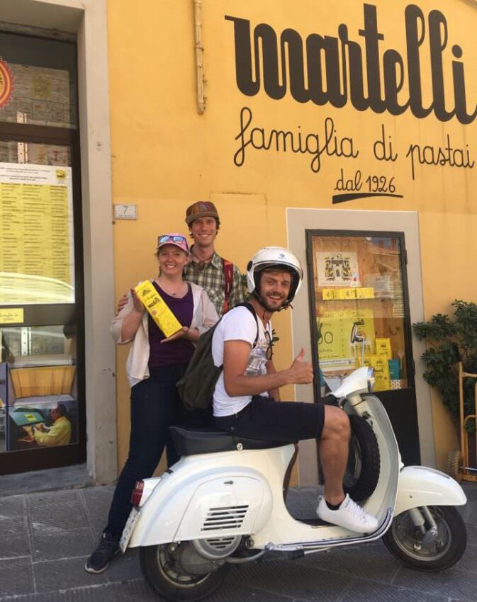 Visit Lari with Arianna and friends