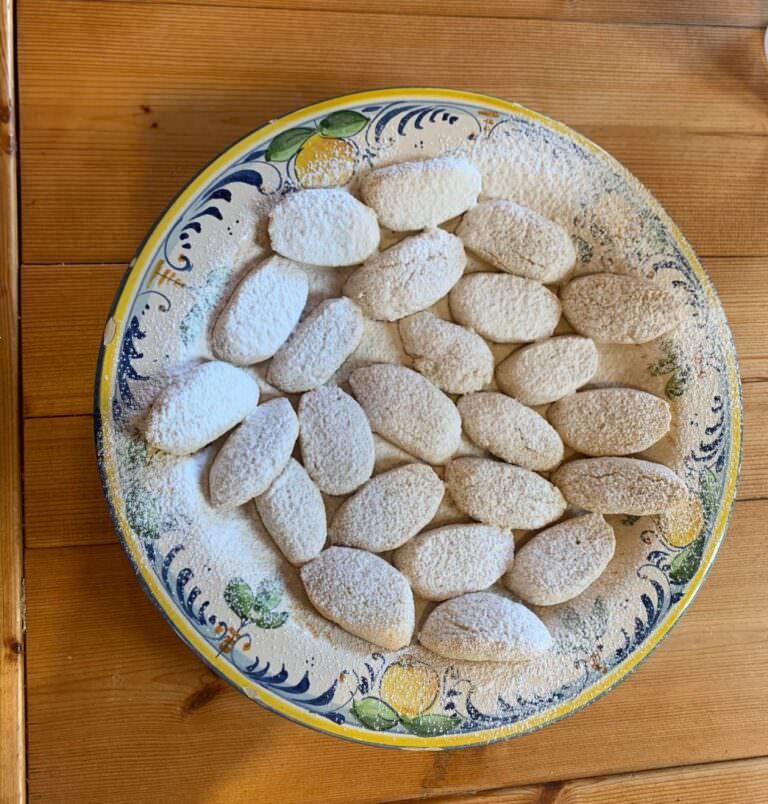 Pastry class at Rita's farm