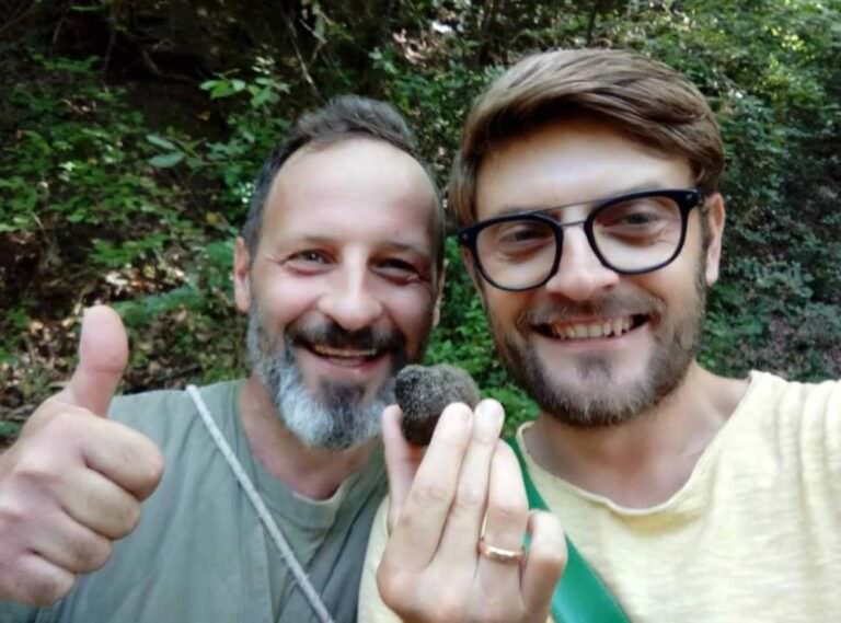 Summer black truffle foudn in the wood