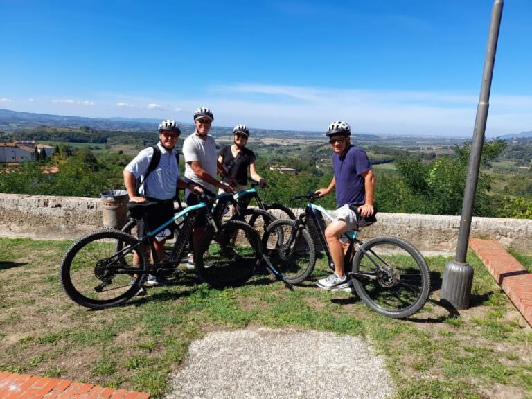 E-bike tour in the countryside