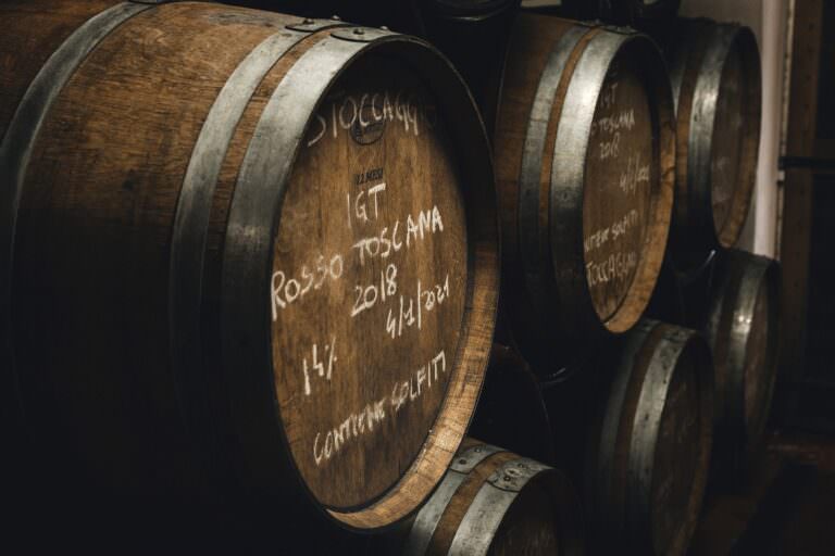 Wine ageing in barrels