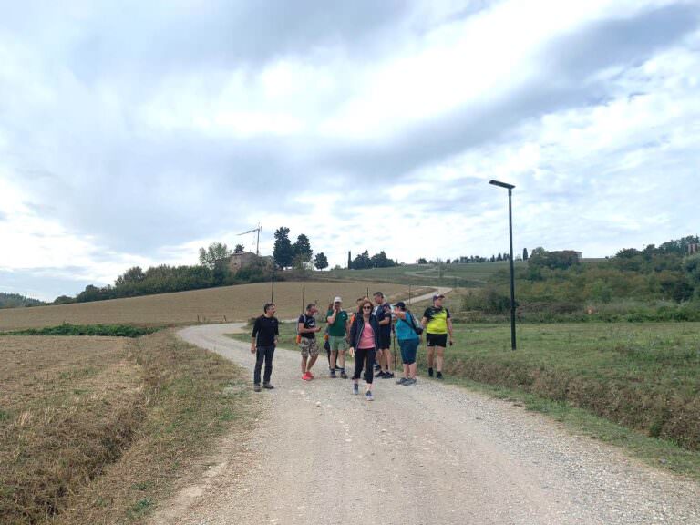 Private hiking tour in Tuscany around the village of Peccioli