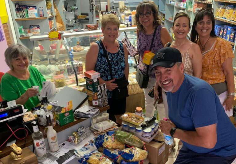 Cooking class with shopping in town