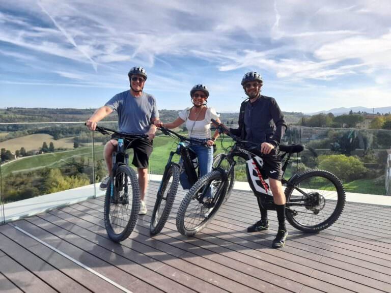 During our e-bike tours you will discover the best hidden gems of Tuscany