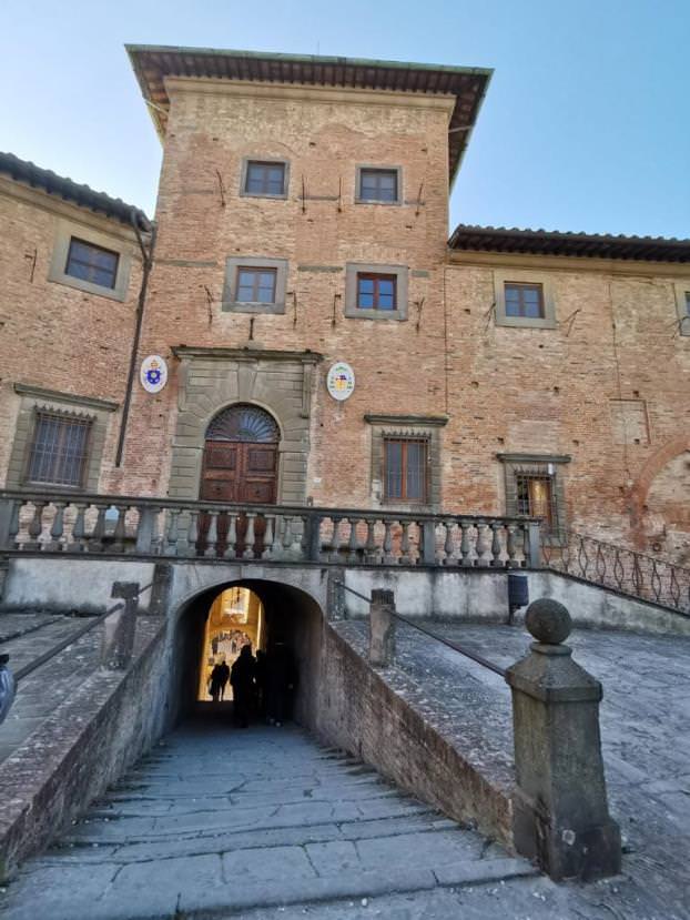 Walking tour to San Miniato