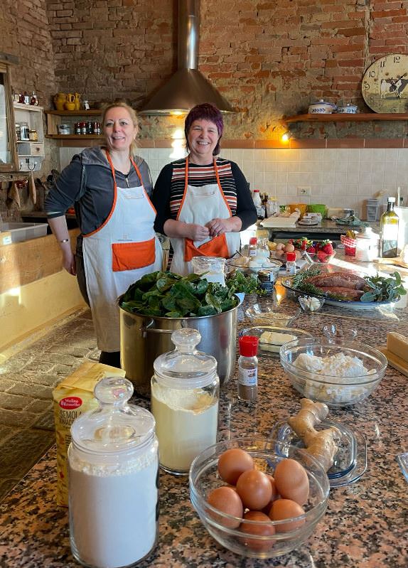 Typical Tuscan cooking class at Minerva temple