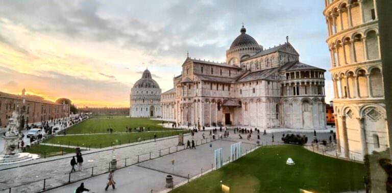 Guided visit to Pisa with our guide Moira