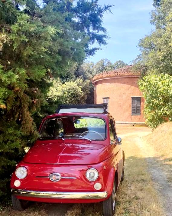 Private tour with the visit to Tempio di Minerva