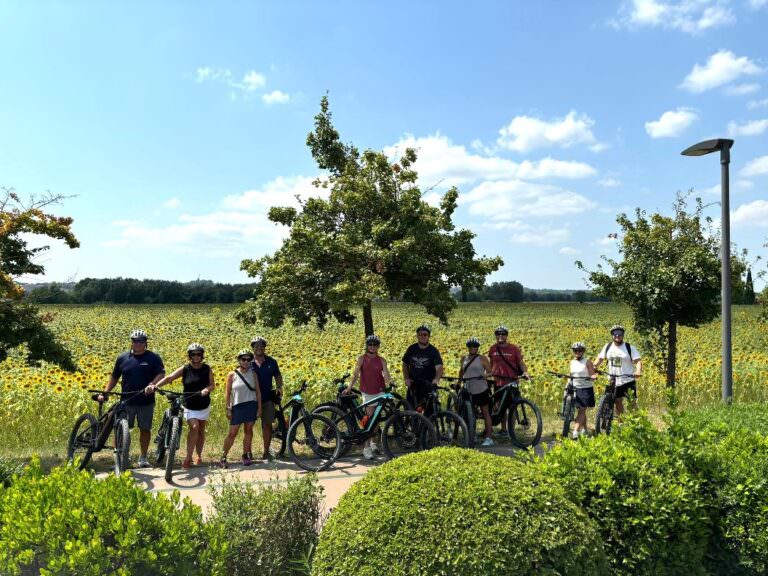Guided tours with e-bike in Tuscany