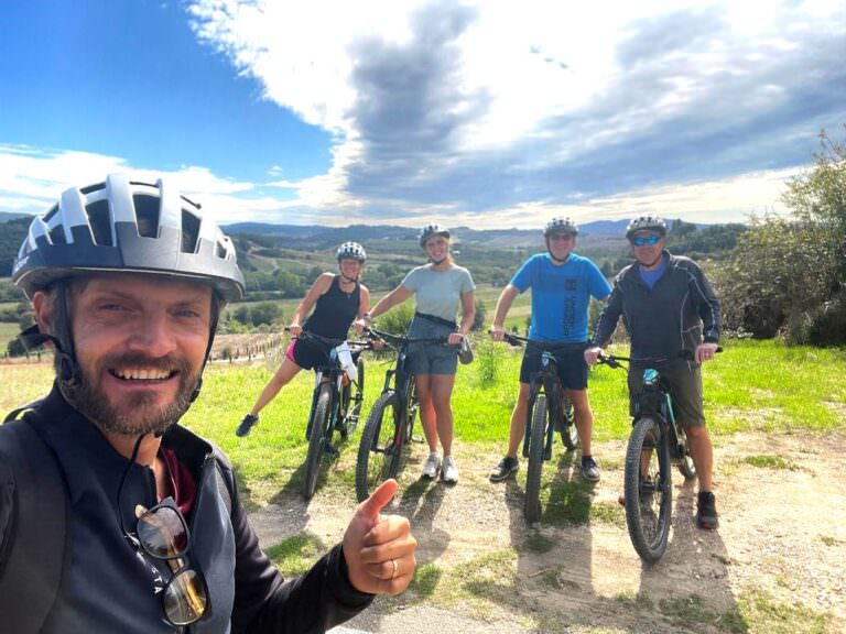 Biking in Tuscany with Arianna & Friends