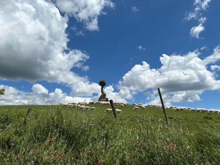 The welcome to the cheese farm