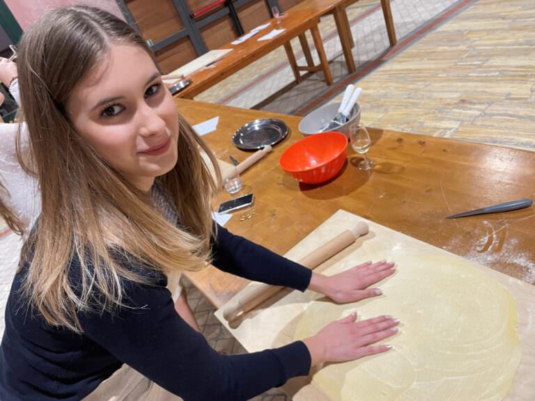 Private cooking class for small groups arranged by Arianna & Friends