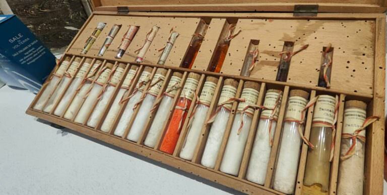 Guided visit with Arianna & friends to the salt production of Volterra