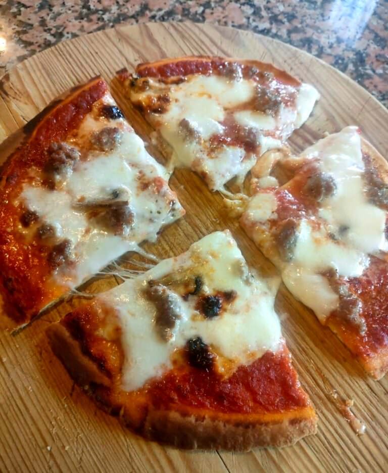 Pizza cooking class at Rita's farm in Montefoscoli