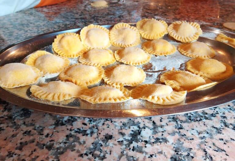 Private cooking experience at Rita's farm in Montefoscoli