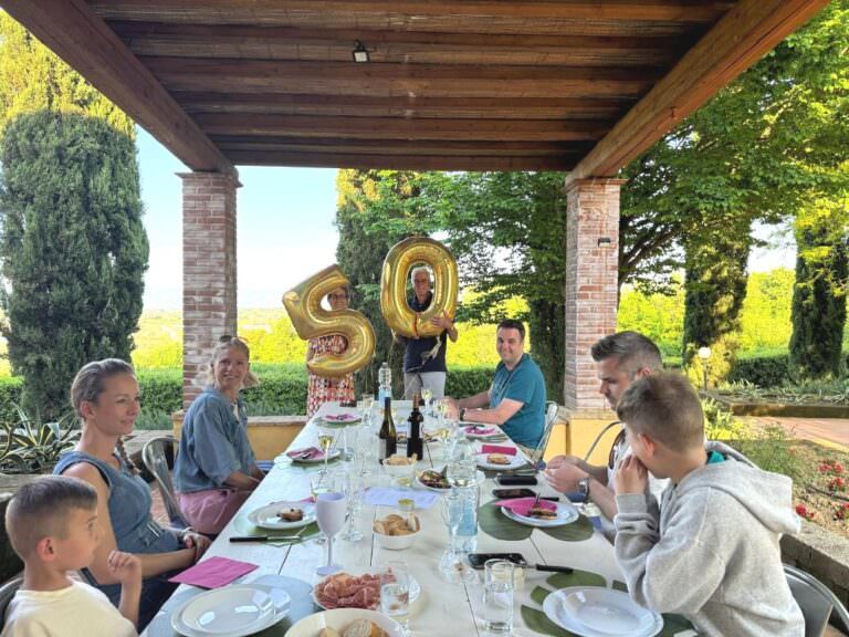 Full party experience at your Tuscan villa