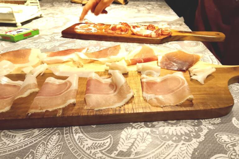 Visit to the butcher of Lari with prosciutto tasting