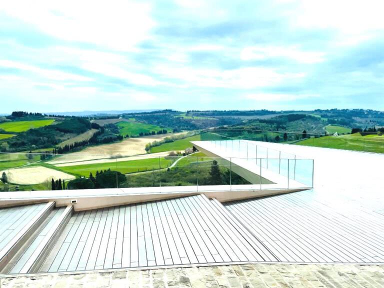 Guided visit to Peccioli with Arianna & Friends