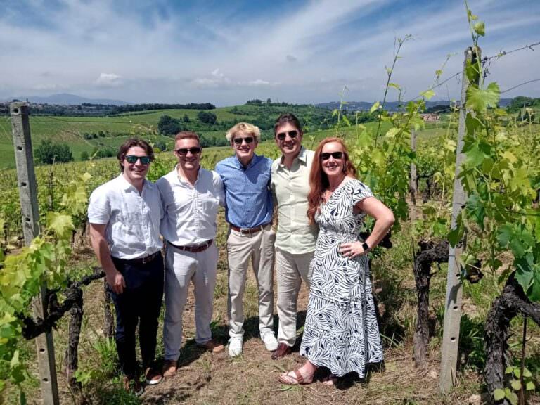 Wine experience for private families in Tuscany