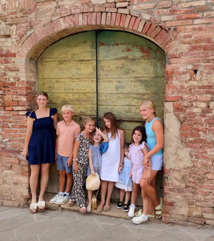 Guided visit to peccioli and ghizzano with wine tasting