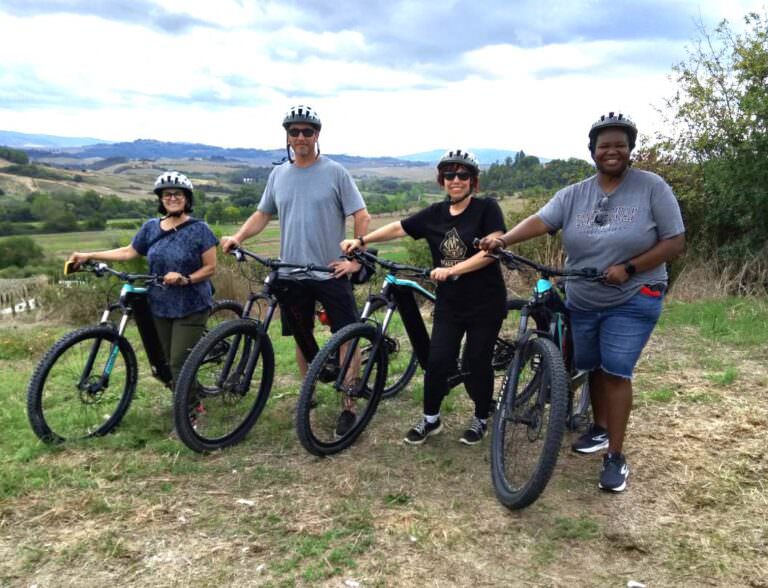 Guided e-bike tour through the Pisan hills