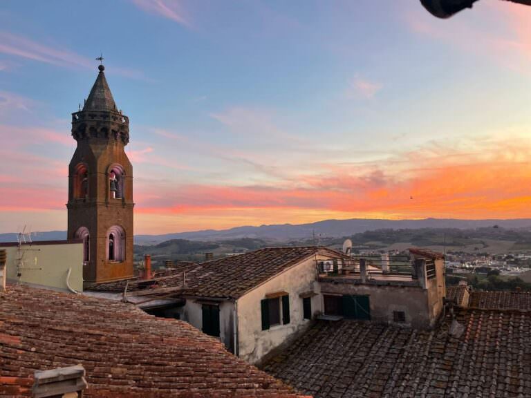 The famous campanile del Bellincioni of Peccioli